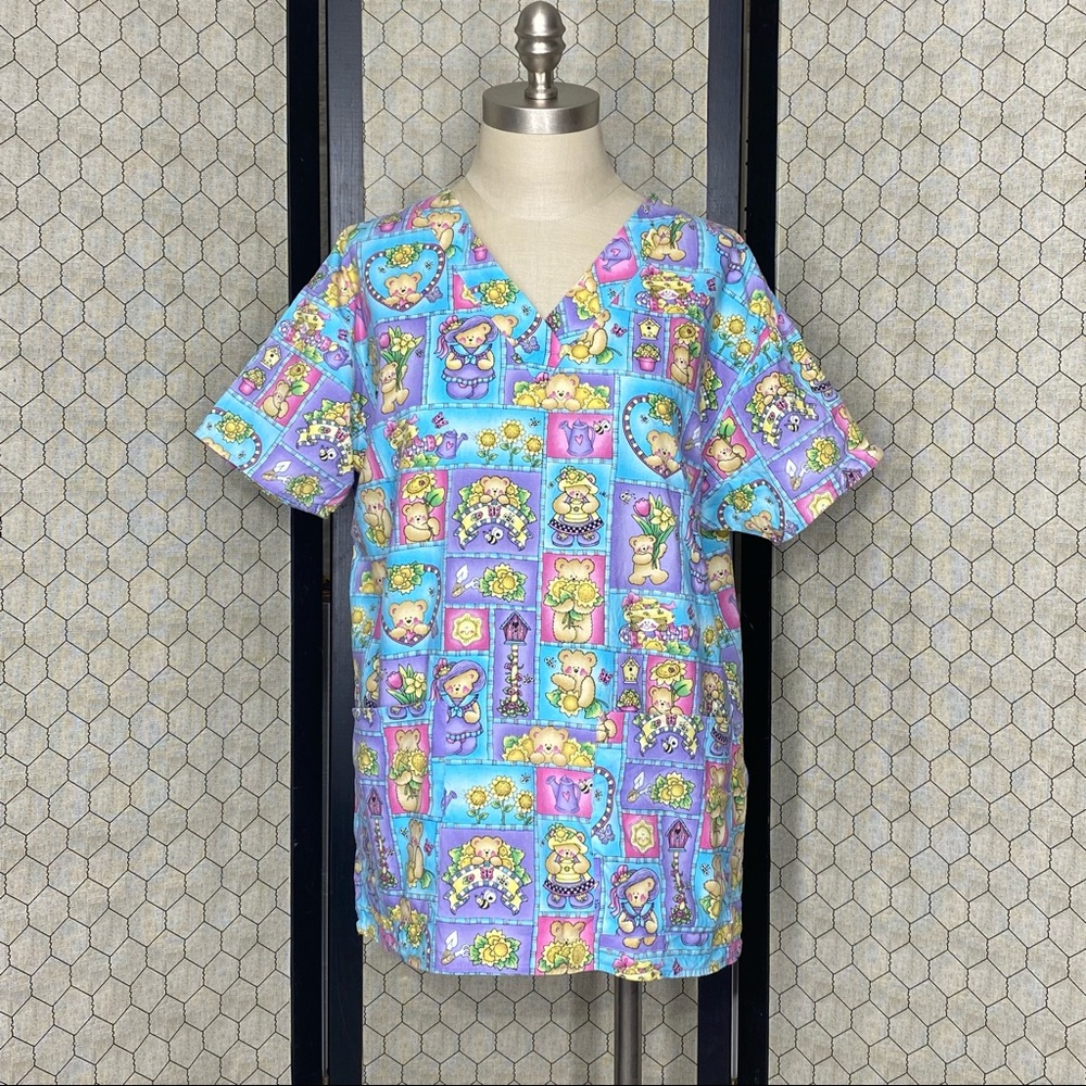 Knot Us Bears & Flowers Print Scrub Top